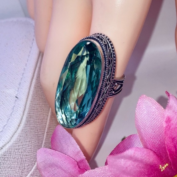 Radiant Green Amethyst Gemstone Handmade Ring - Picture 3 of 8